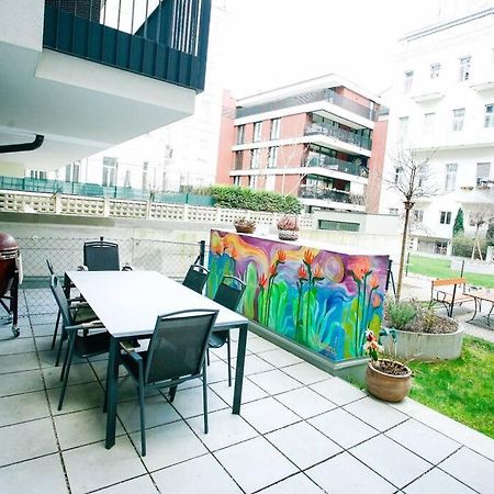 Top Central Apartment On Karlsplatz Wien Eksteriør bilde